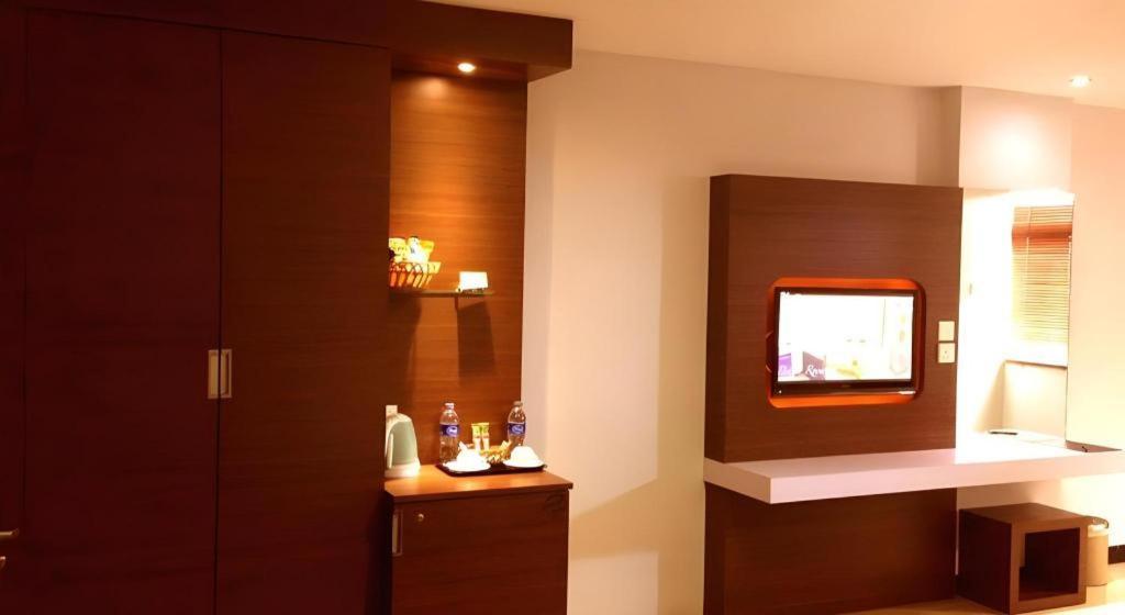 89 Hotel Batam Nagoya Ngoại thất bức ảnh